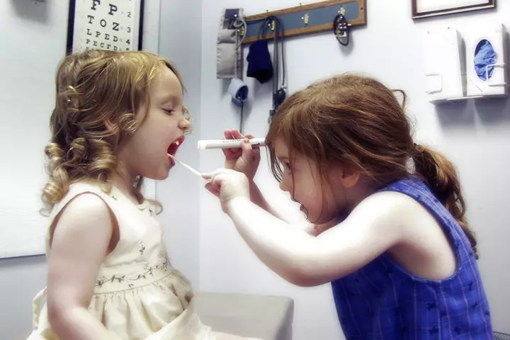 Pretend Doctor Can Make Your Child