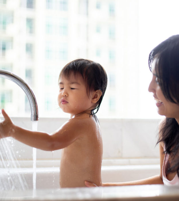 4 Reasons Why You Should Discipline Your Child While They’re In the Bath
