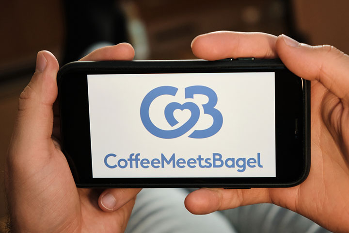 Coffee Meets Bagel is a San Francisco-based dating app and is one of the safest dating apps for teens