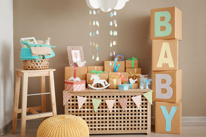 Decorations for mommy daddy baby shower game