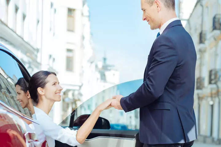 Man shows respect to woman in the relationship