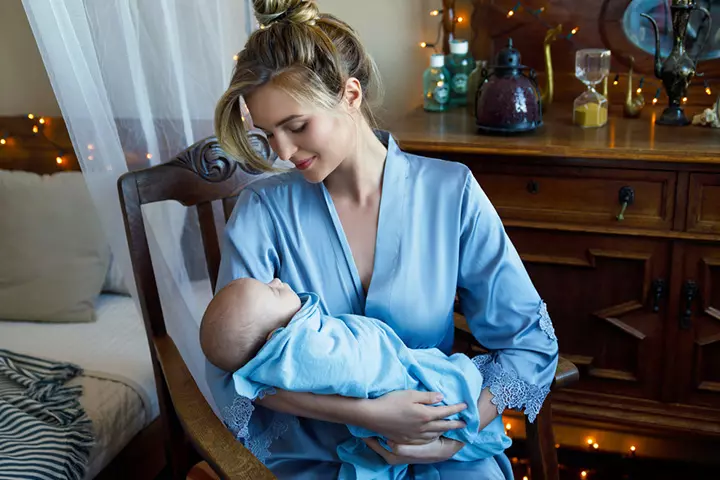 Rocking The Baby And Other Smooth Movements To Transition From Wakefulness To Sleep