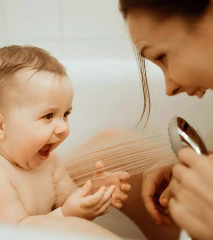 4 Ways To Make Sure You're Bathing The Kids Properly
