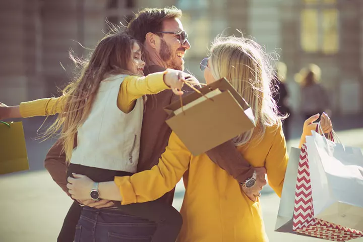 Admitting Your Fondness For One Child Over The Other Can Help You Become A Better Parent