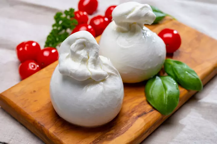 Avoid pizzas made with soft cheese, as they could carry bacteria.