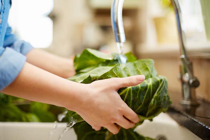Cabbage leaves on breasts may help to dry up breastmilk