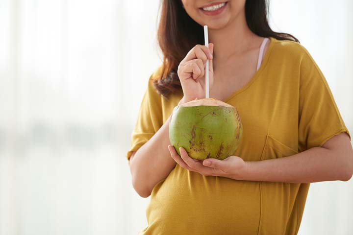 Coconut water may be a healthy replacement for sodas during pregnancy