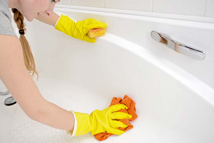Ensure the bathtub is thoroughly clean for sitz bath