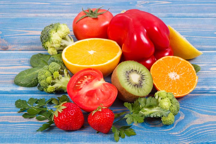 Foods rich in vitamin C helps in produce more hemoglobin