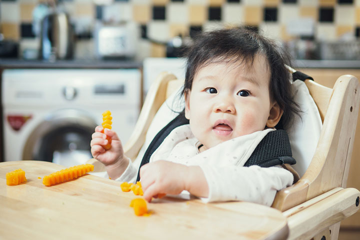 Give babies butternut squash for baby-led weaning