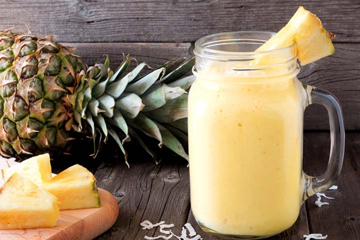 Make a pineapple juice or smoothie for your lactation diet