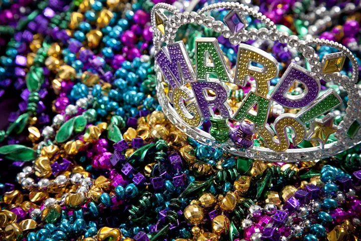 Mardi gras theme 17th birthday party ideas