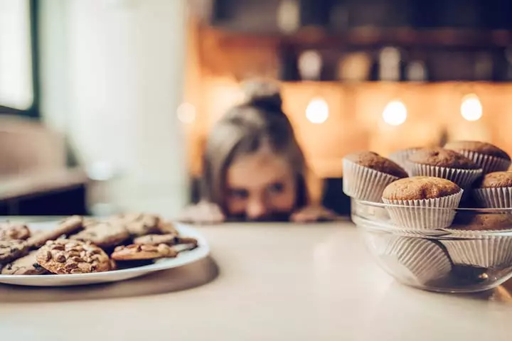 Monitoring sugar content in the baby's food