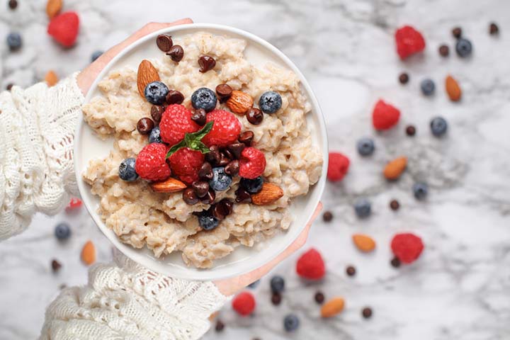 Oatmeal contains fiber and helps fight fatigue