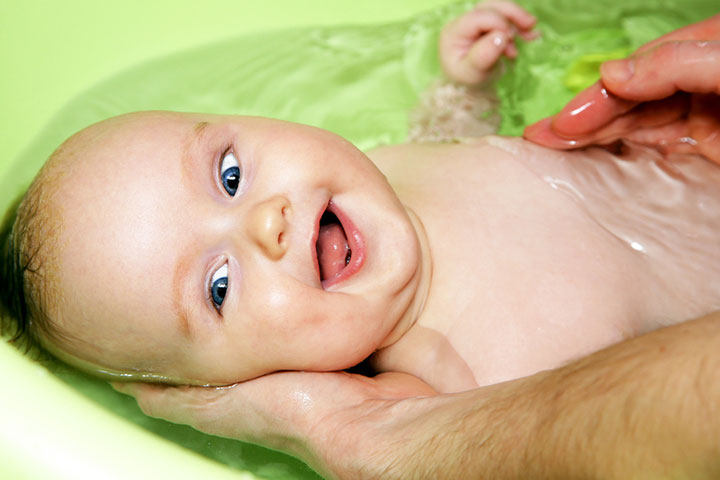 Plan a bedtime routine for the baby with a warm bath