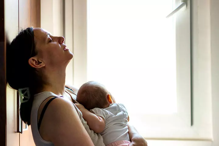 Postpartum depression may be accompanied by chronic headaches