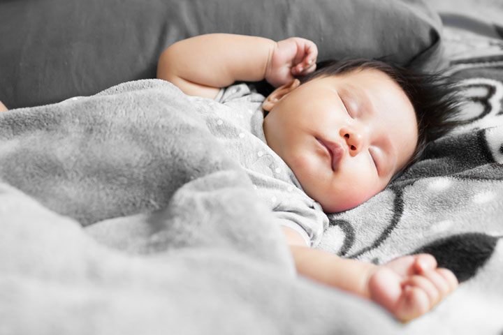 Taking newborn out could facilitate sound sleep at night