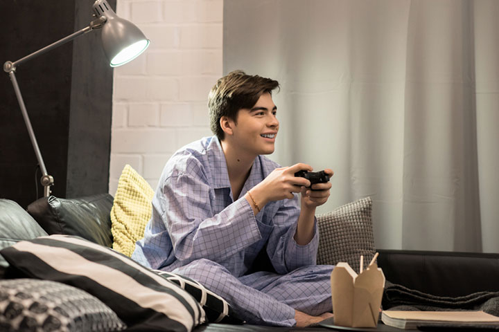 Teens may prefer staying home and playing games alone