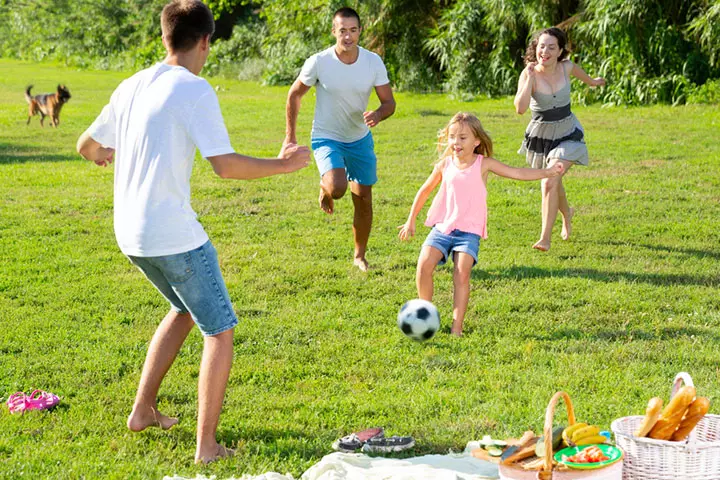 Families Doing Things Together 35 Fun Things To Do At Home As A Family Families Doing Things Together 35 Fun Things To Do At Home As A Family
