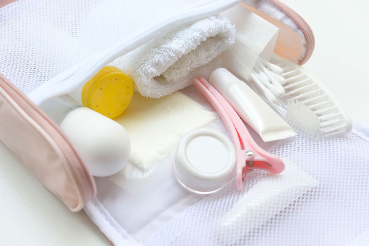 Toiletries, things to pack in hospital bag for a c-section 