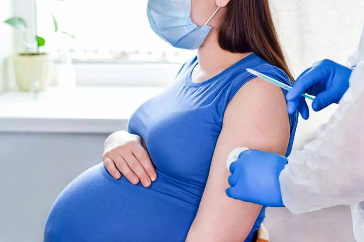 Two doses of Betnesol injection during pregnancy are given intramuscularly