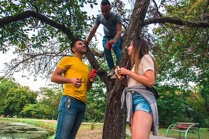 What if you could climb and swing on trees like a monkey?