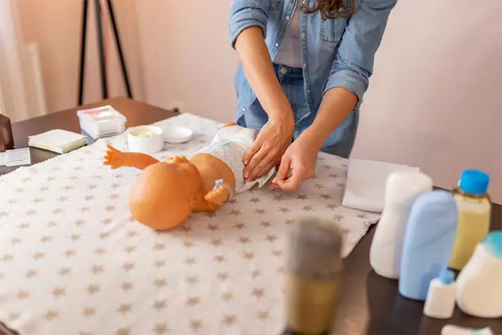 Familiarize Yourself With The Diaper Even Before Baby Arrives