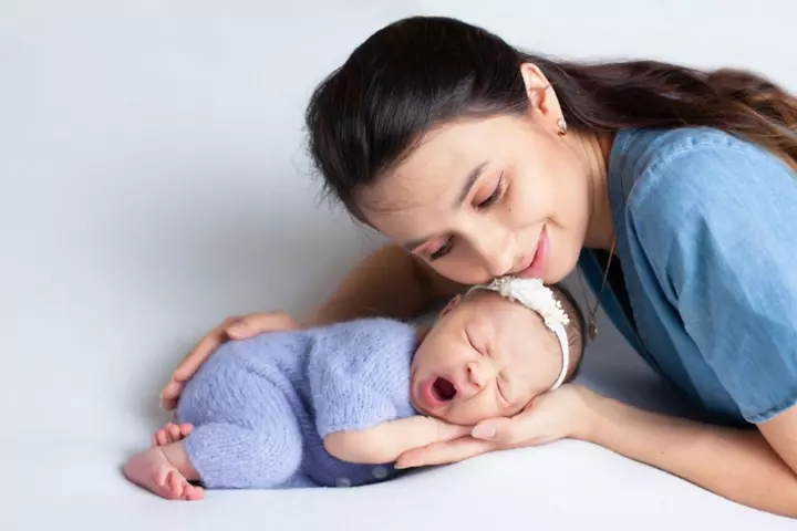 Helps You Feel Less Alone