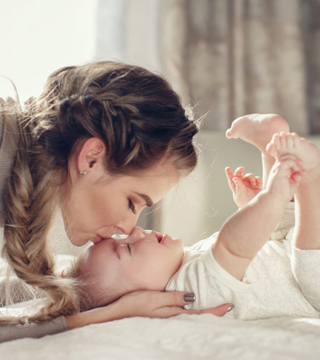 New Moms: Here's Why You Need To Get Out More Often
