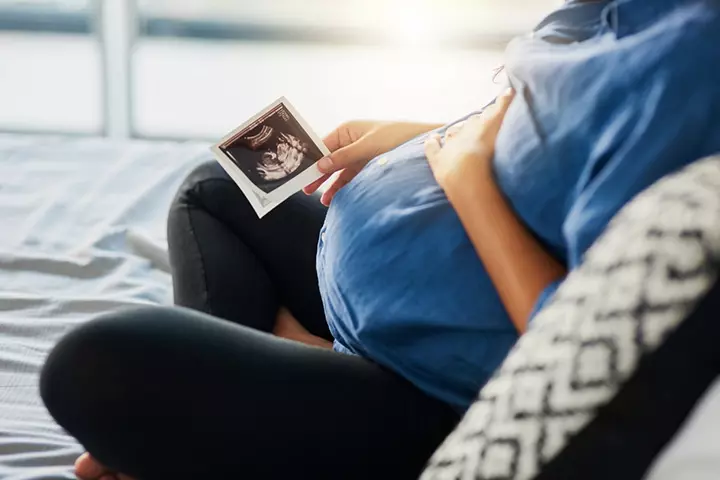 The Gender Of The Baby By Looking At The Size And Shape