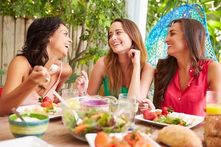 Organize A Food Delivery Service With Your Neighbors, Church, Or Circle Of Friends