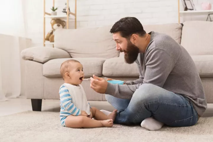 Baby’s Hunger Cues And Feeding Schedule