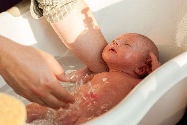 Bathe Your Baby The Right Way