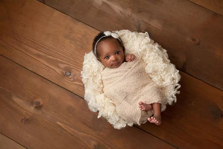 Is It Safe To Swaddle Your Baby In The Summer