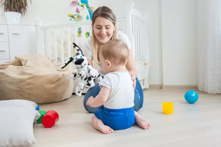 Organize A Puppet Show