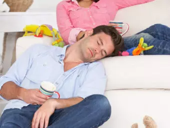 5 Ways To Entertain Your Kids While Lying Down