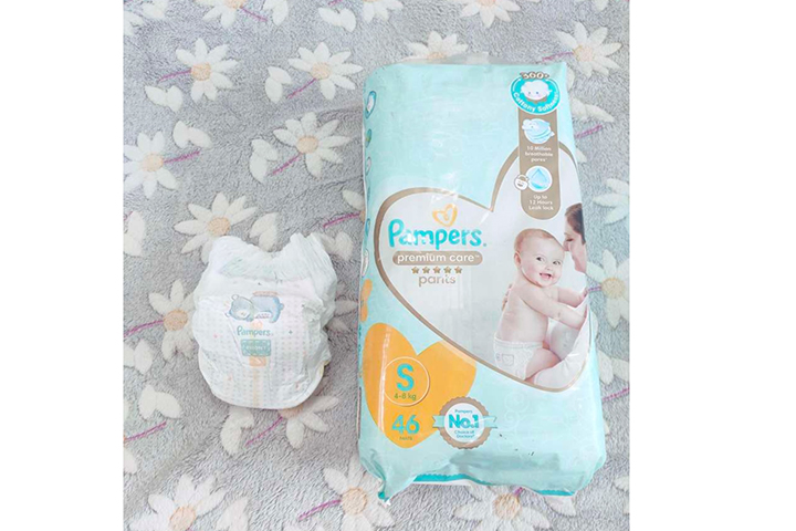 Buy Pampers Premium Care Diaper Pants - XL, 12-17 kg, Lotion With Aloe Vera  Online at Best Price of Rs 888 - bigbasket