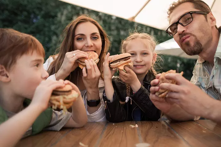 Eating Together Promotes Healthier Eating Habits