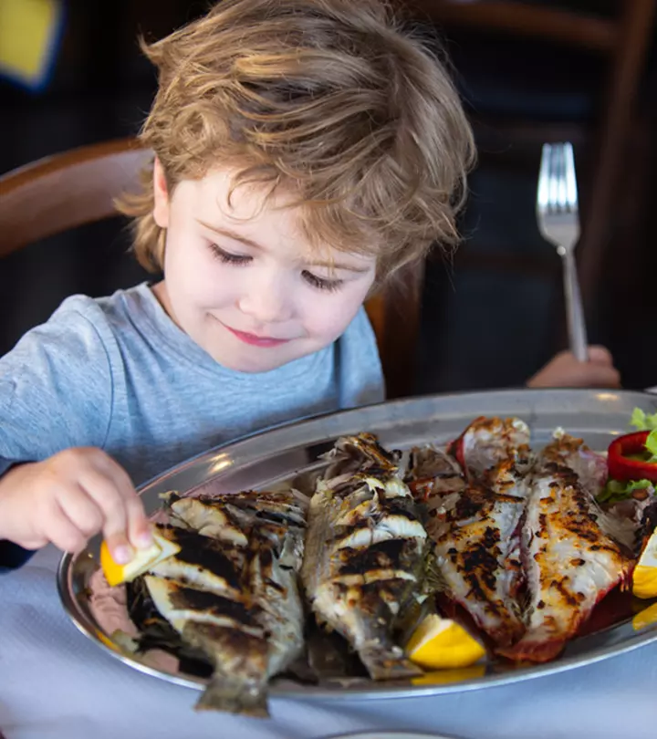 Know About Feeding Your Baby Seafood