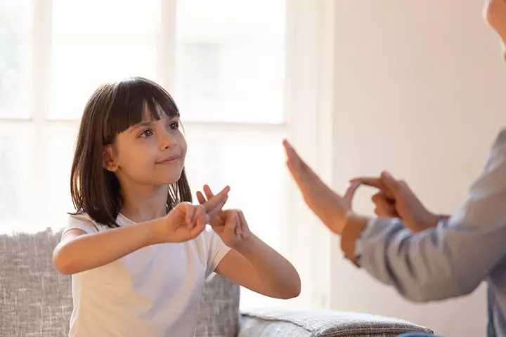 The Benefits Of Baby Sign Language