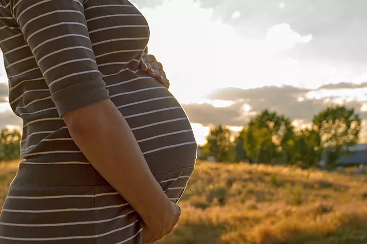 What To Do If You're Not Showing During Pregnancy
