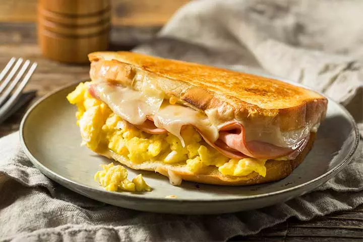 7. Fried Egg Sandwich