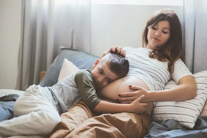 Involve Your Kids In The Pregnancy