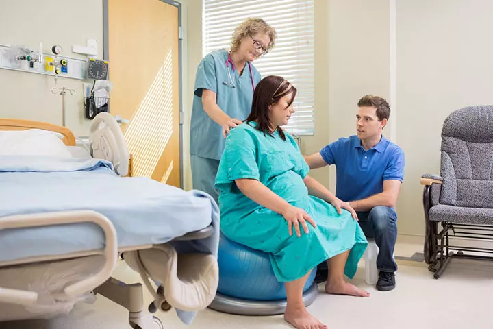 How Counter Pressure Can Help With Back Labor