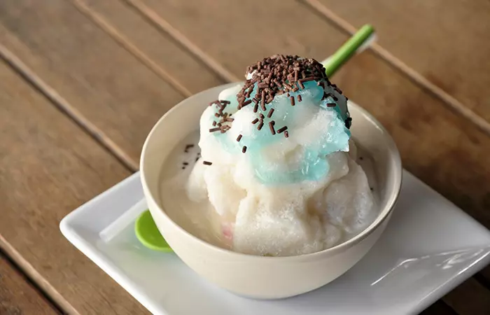 Snow ice cream
