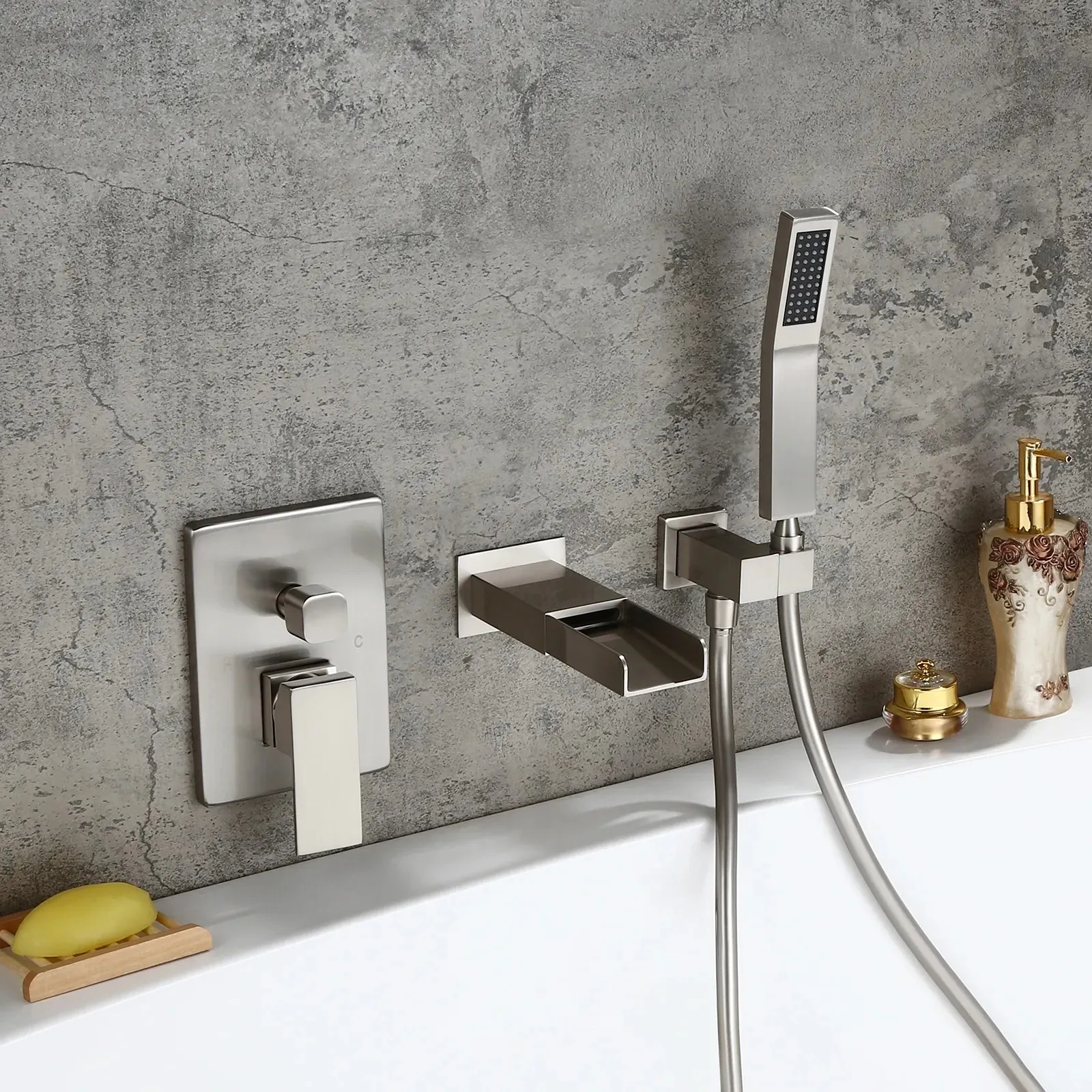 Best Rust-Resistant:Homary Wall-Mounted Tub Faucet