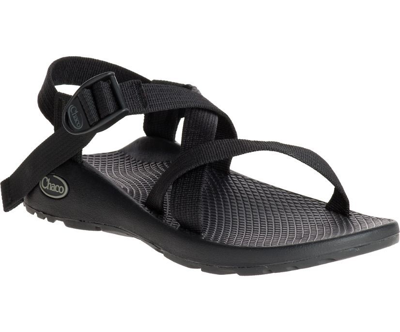 13 Best Outdoor Sandals In 2024 | MomJunction