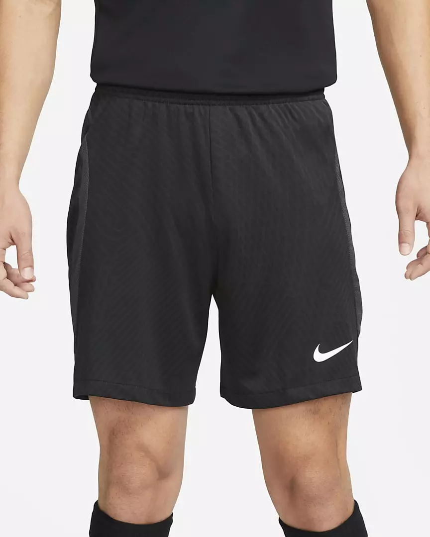 9 Best Crossfit Shorts That Men Will Love To Buy In 2024 | MomJunction